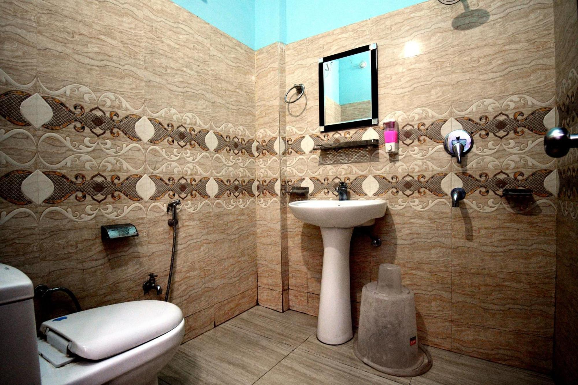 Hotel Dev Bhoomi Inn Rishīkesh Екстериор снимка